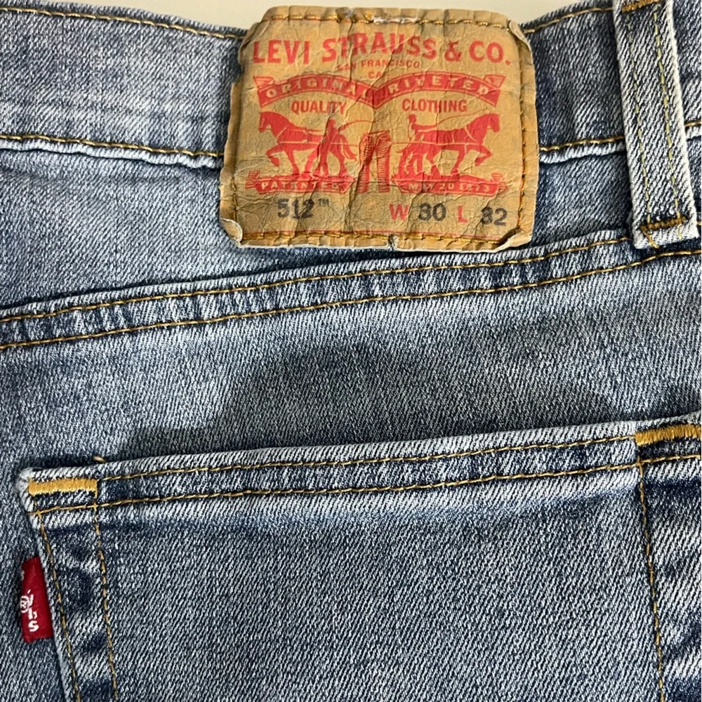Levi’s 512 Classic Blue Skinny‎ Distressed Jeans for Men Size 30x32
